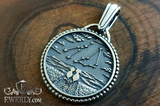 Silver pendant - cats by the sea. Constellations Capricorn and Taurus, фото